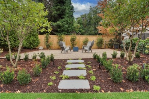 SouthernEEZ Landscaping, Patios & Outdoor Living