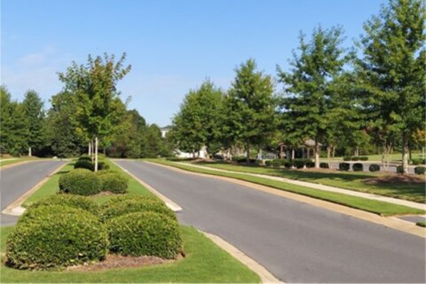 SouthernEEZ Landscaping, Homeowners Associations, Maintenance