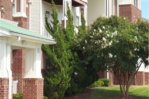 SouthernEEZ Landscaping, Multi-family, Maintenance